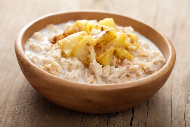 Oatmeal, apples, porridge