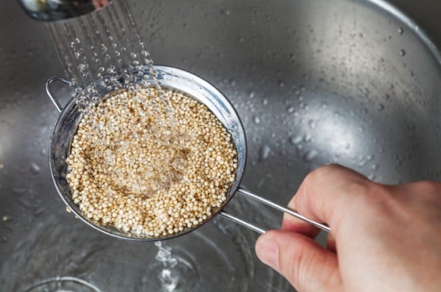 Rinsing Quinoa