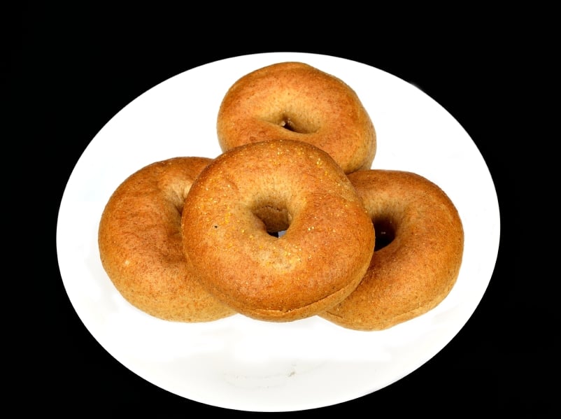 Whole wheat mini bagels