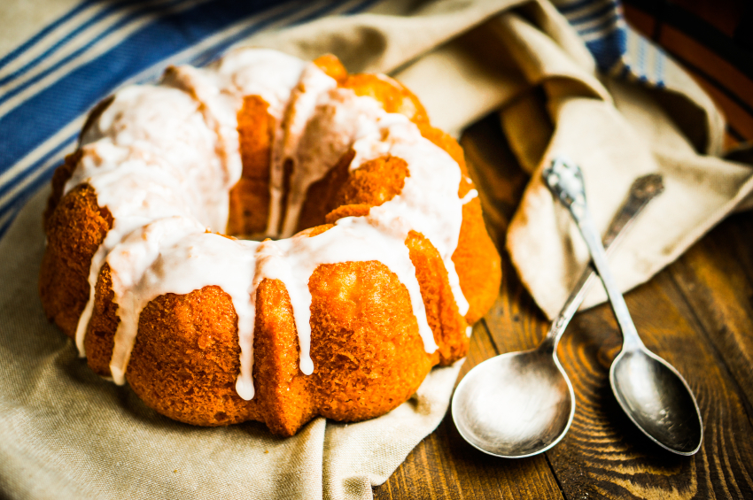 Glazed bundt cake, tube cake