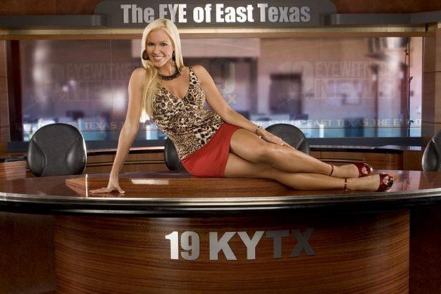 Anchorwoman