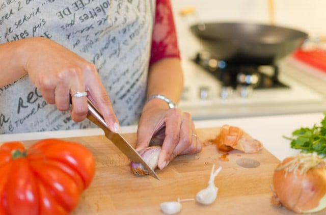 cutting onions