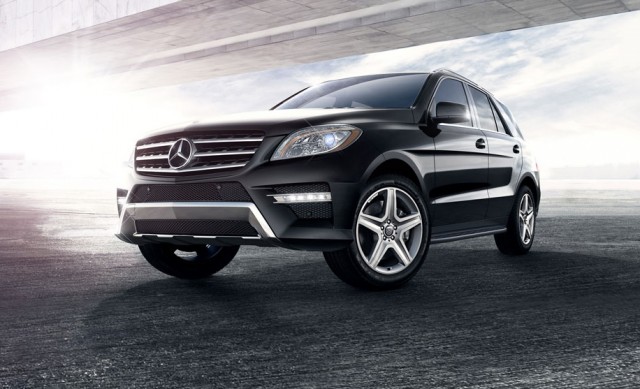 2015-M-CLASS-SUV-CH01-D