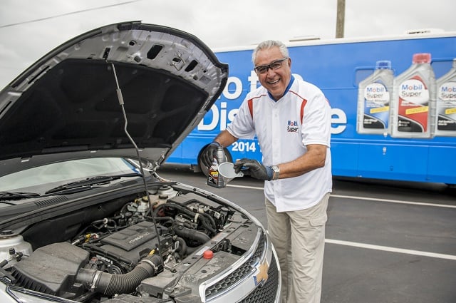 Baseball Legend Mike Torrez Visits Roanoke, Va. As Part Of Mobil Super For "Go The Distance" Baseball Tour Stop