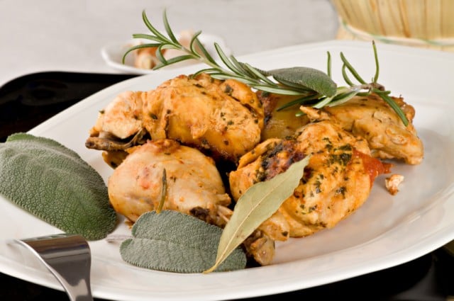 Chicken: tomato, wine, herb sauce