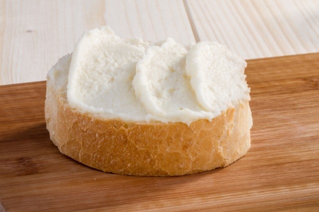 Cream Cheese/Ricotta baguette