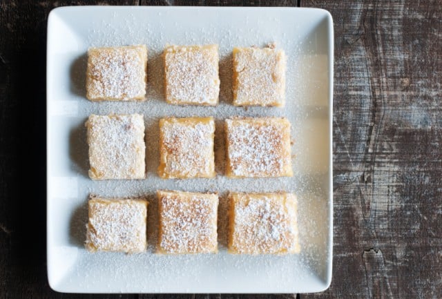 Lemon Bars, powdered sugar