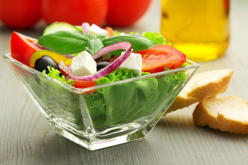 greek salad, lettuce, tomatoes, onions