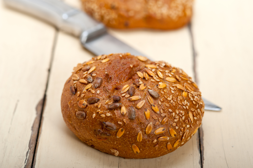 whole wheat dinner roll