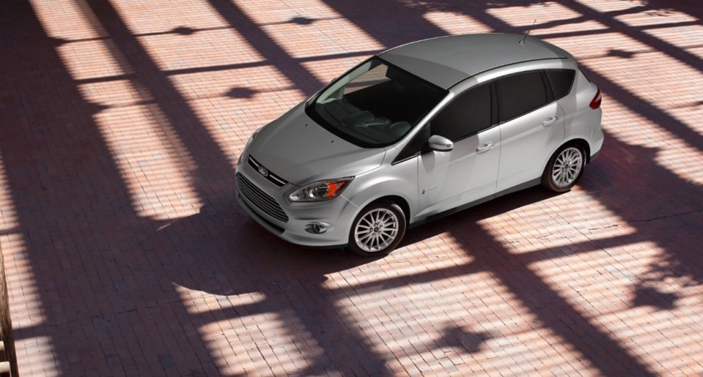 FordC-MAXHybrid_01_HR.jpg