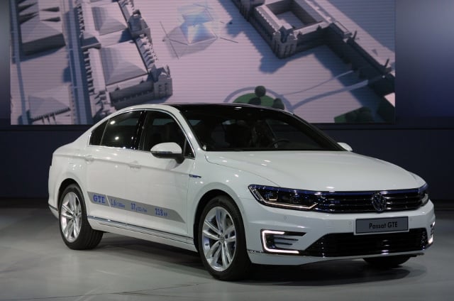 FRANCE-AUTO-SHOW-VOLKSWAGEN