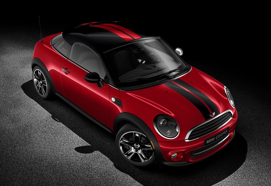 The sporty Cooper Coupe in Chili Red with contrasting sport stri
