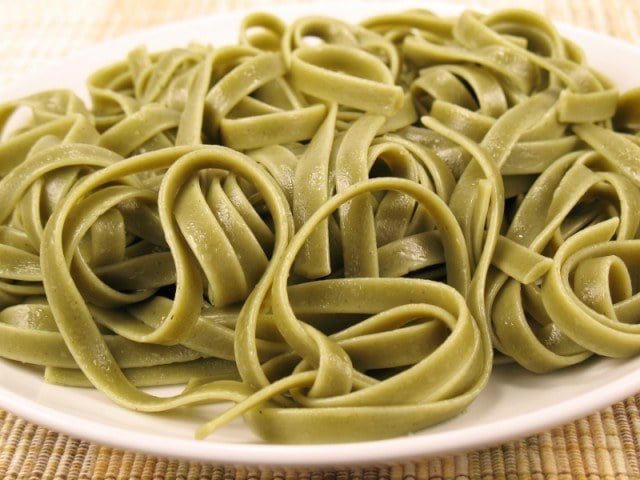 Spinach linguine, pasta