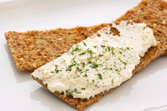 Cream Cheese, Herbs, Crackers