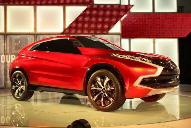 Los Angeles Hosts Annual Auto Show
