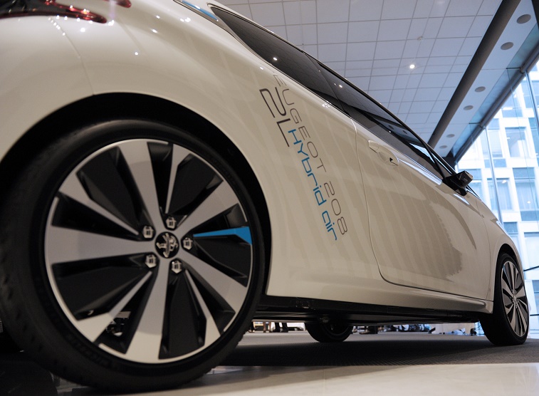 FRANCE-TRANSPORT-PSA-CONCEPT-CAR