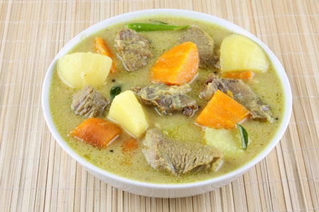 Beef curry with vegetables, meat, pork