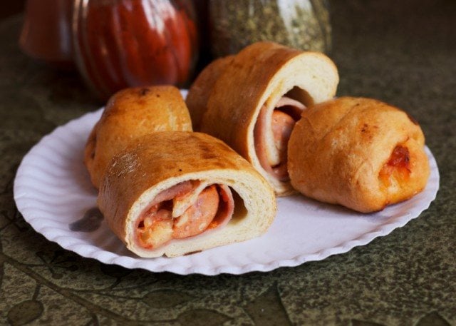 Pepperoni Pizza Roll, bread