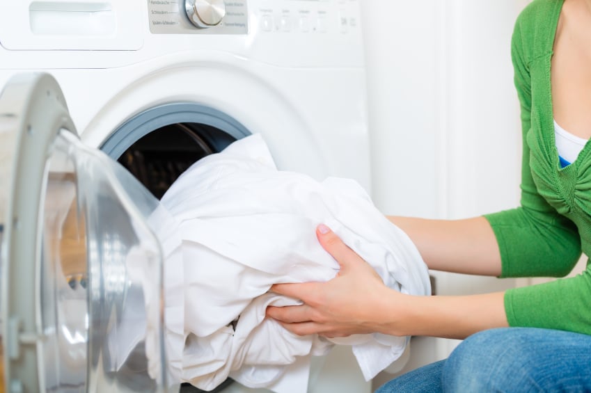Washing machine or dryer
