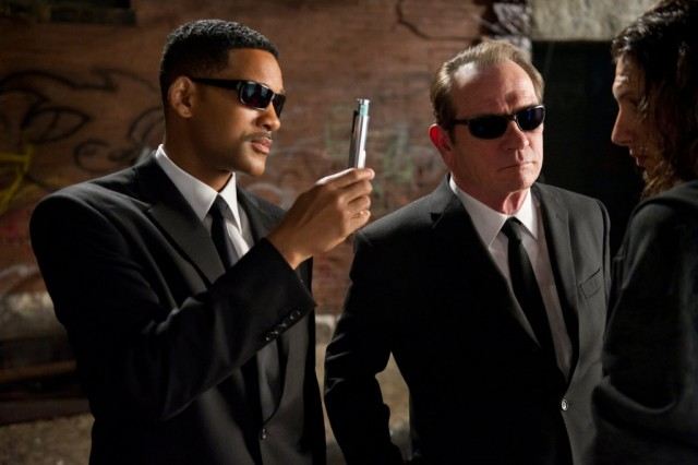 Will Smith and Tommy Lee Jones in Men in Black. | Source: Sony Pictures