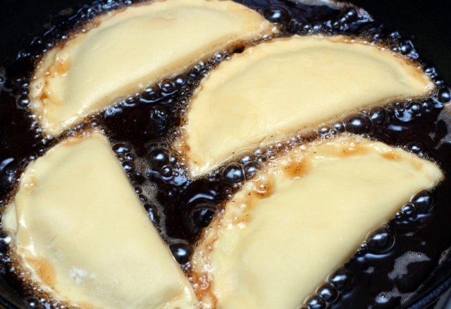 Pasta, pastry, frying, cooking, pan