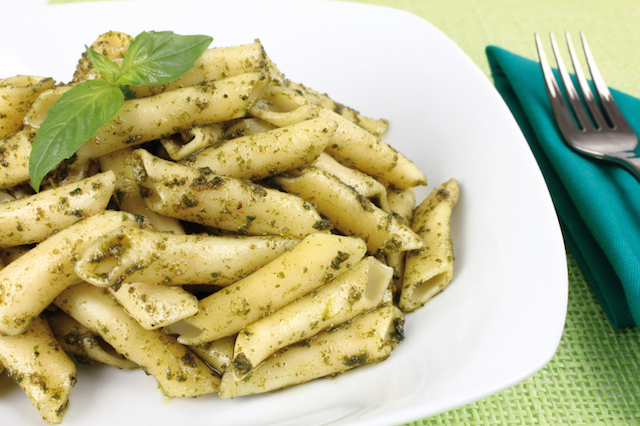 Penne pesto pasta