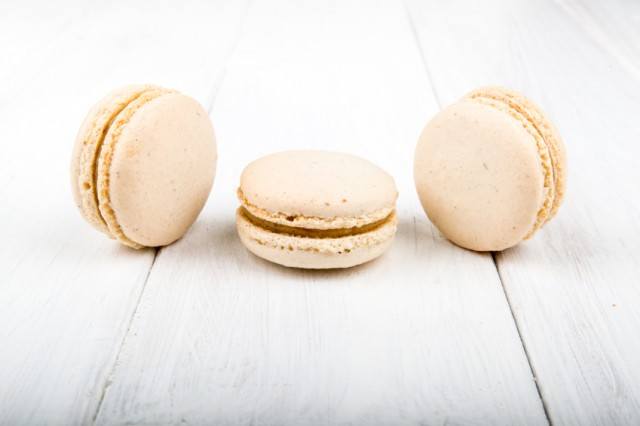 Lemon macaron cookies