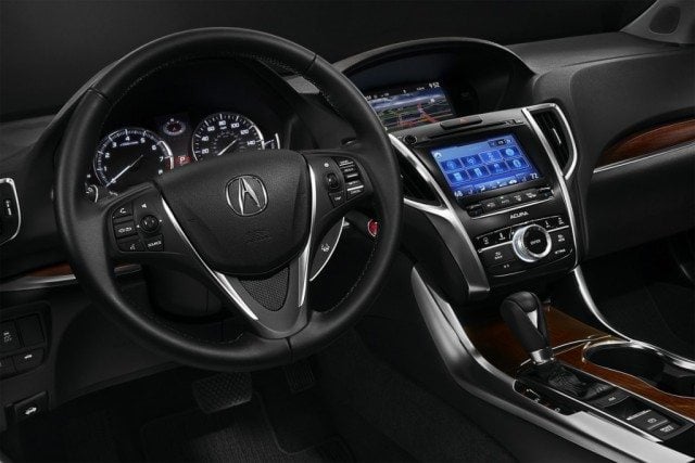 2015_Acura_TLX_30_I4