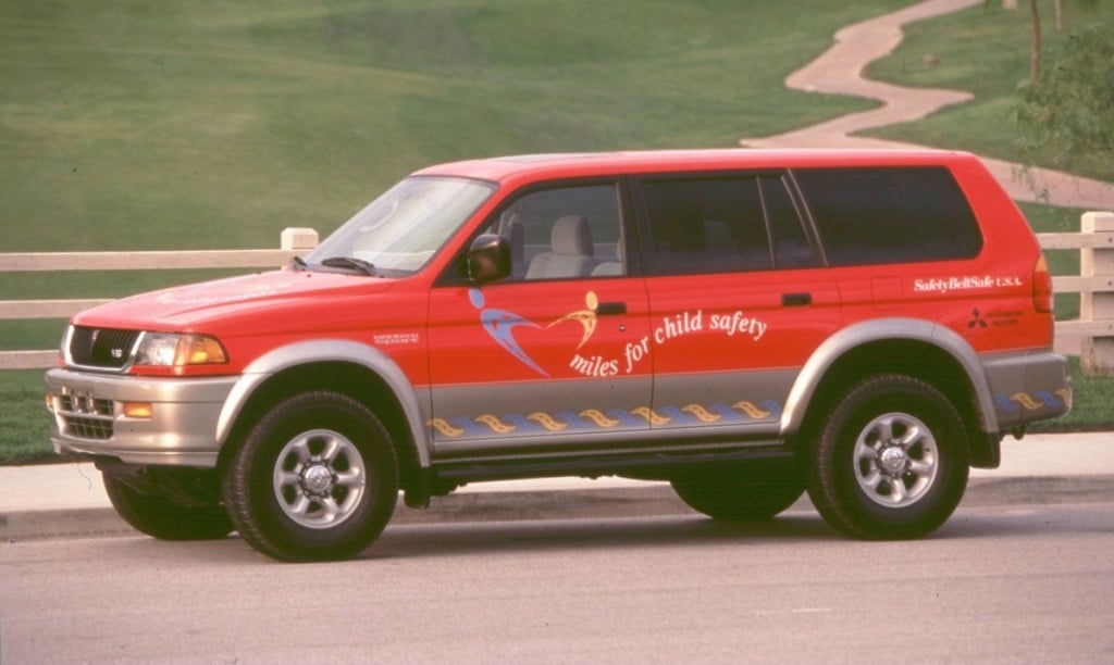 2000 Mitsubishi Montero