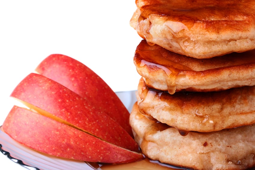 Pancake and apples