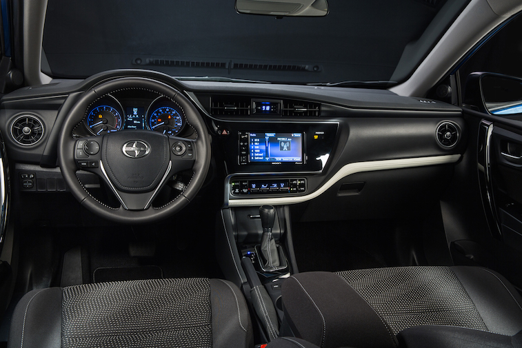 2015_NYIAS_Scion_iM_023