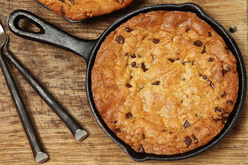chocolate chip cookie, skillet