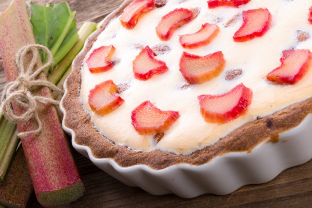 rhubarb tart