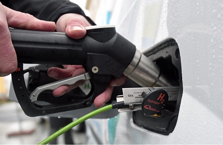 FRANCE-TRANSPORT-CAR-ENERGY-HYDROGEN