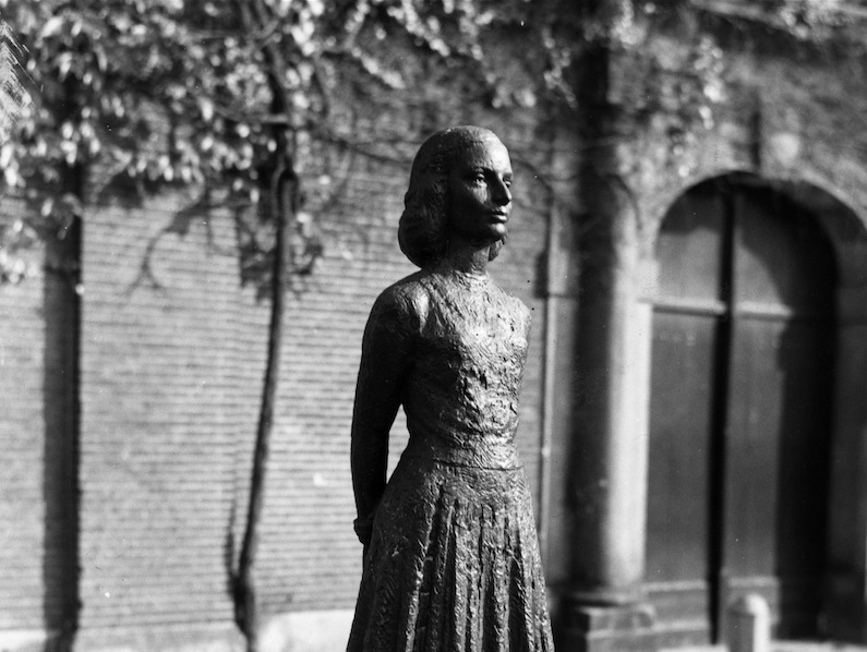 Henry Kreuger/Hulton Archive/Getty Images