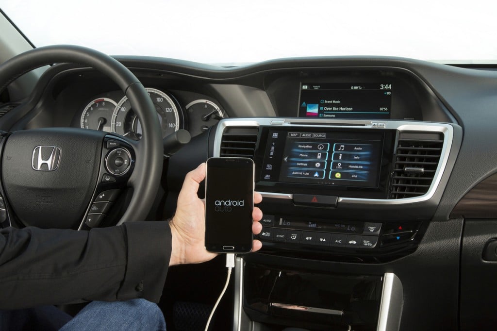 2016_Honda_Accord_with_Android_Auto_4