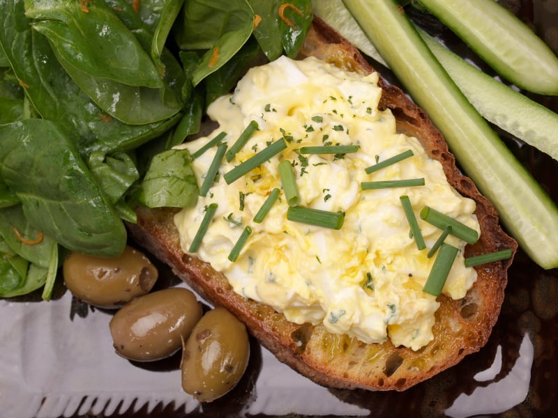 egg salad sandwich