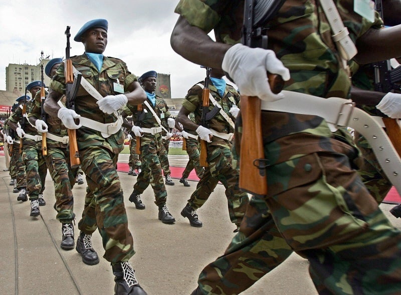 Angolan soldiers parade in the streets