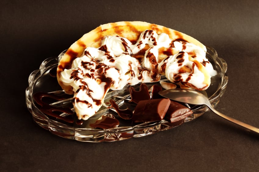 grilled banana split, chocolate sauce