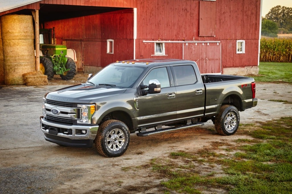 17FordF250XLT_1017_HR.jpg