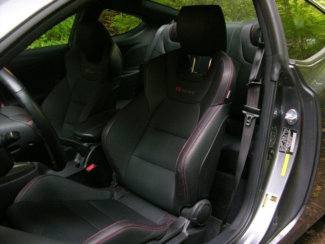 2015-Hyundai-R-spec_5-640x480.jpg