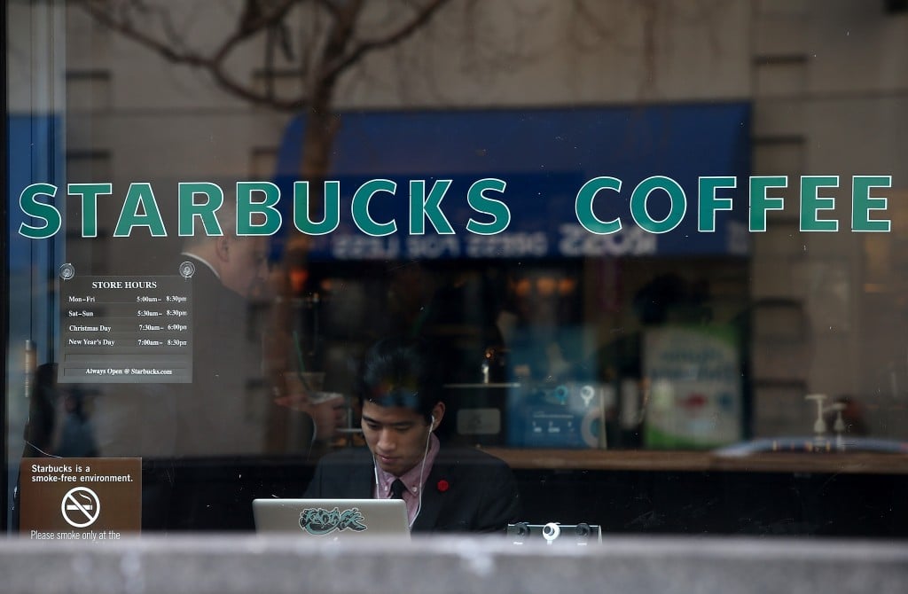 coffee shop, laptop
