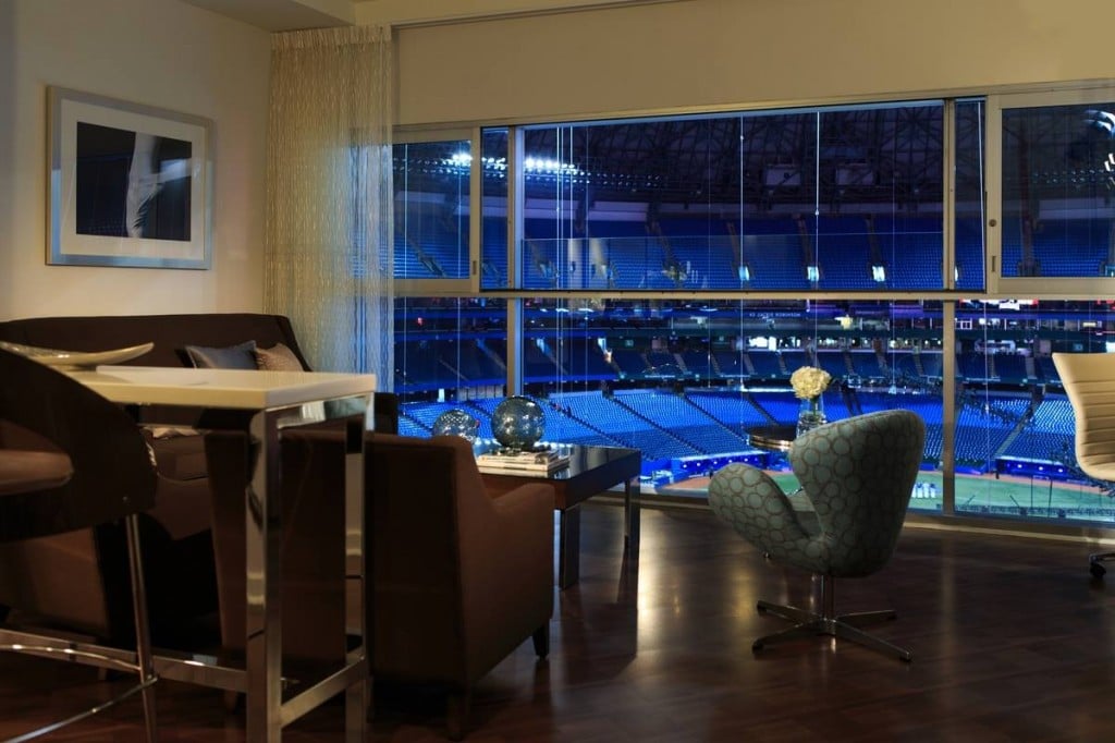 Renaissance Toronto Downtown Hotel