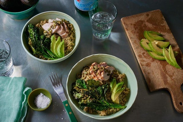 03_BR_roasted_broccoli_lemon_chicken_beauty_004_webimg