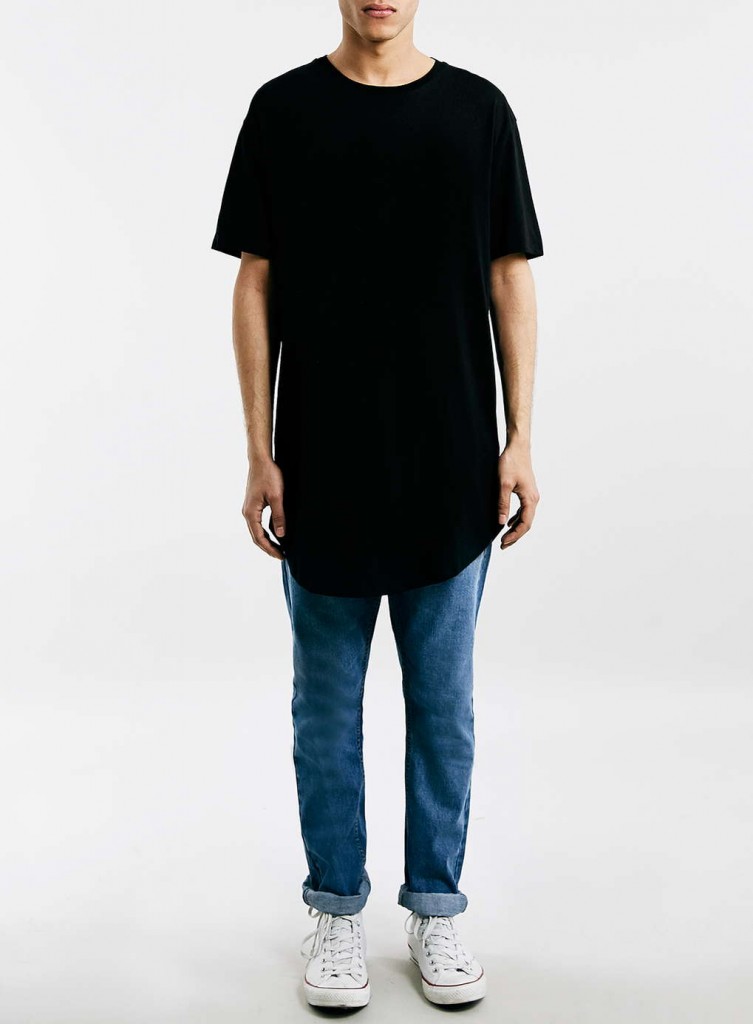 oversize shirts were one of several 90s fashion trends