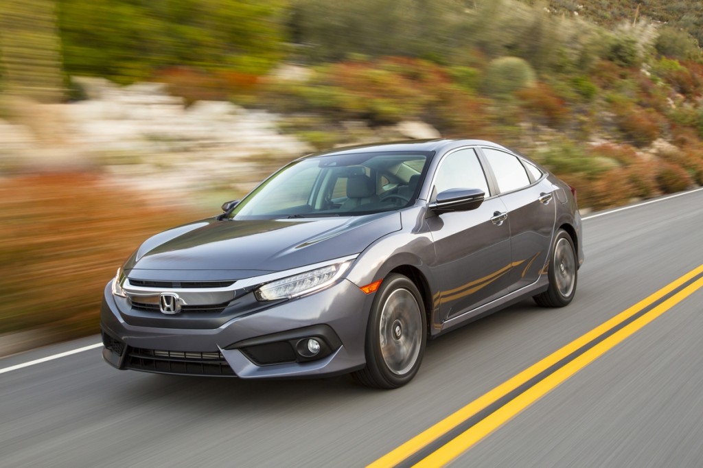 16_Civic_Sedan_080