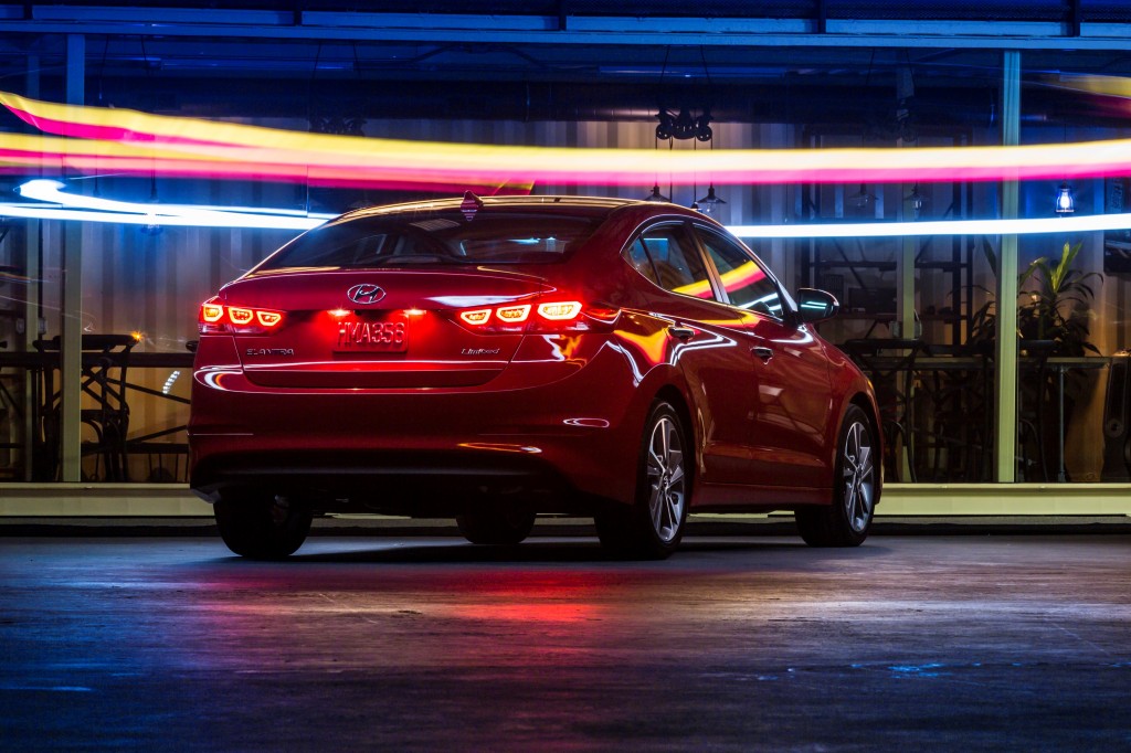 44508_2017_Elantra_Sedan