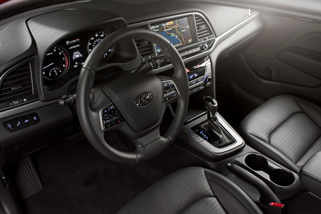 44532_2017_Elantra_Sedan