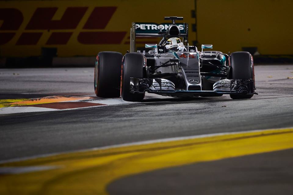 Lewis_Hamilton_10