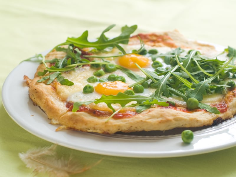 pizza with egg
